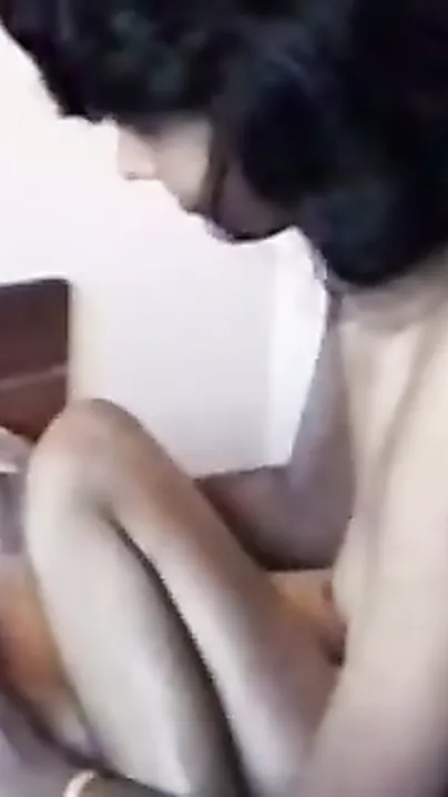 Chandigarh Juvenile Amateur gal Gives oral to an Mature guy