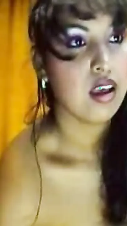 Large bazookas call center milf from Ahmedabad masturbates using dildo