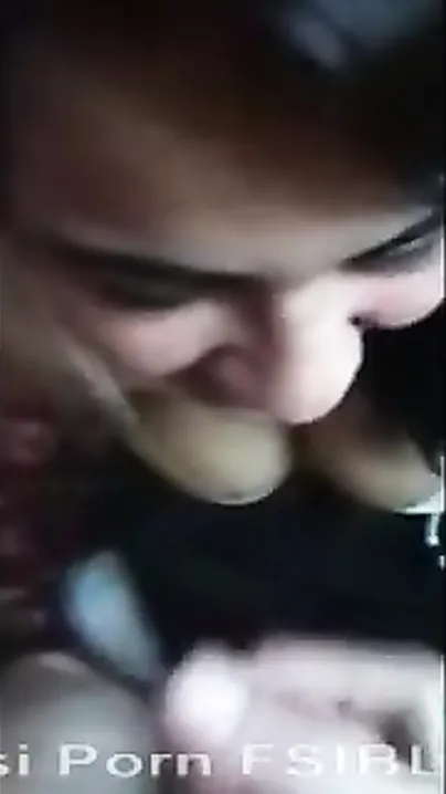 Desi Indian legal age teenager girlfriend gives amazing blowjob