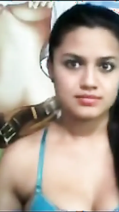 Punjab non-professional girlfriend flaunts and caresses milk sacks on cam