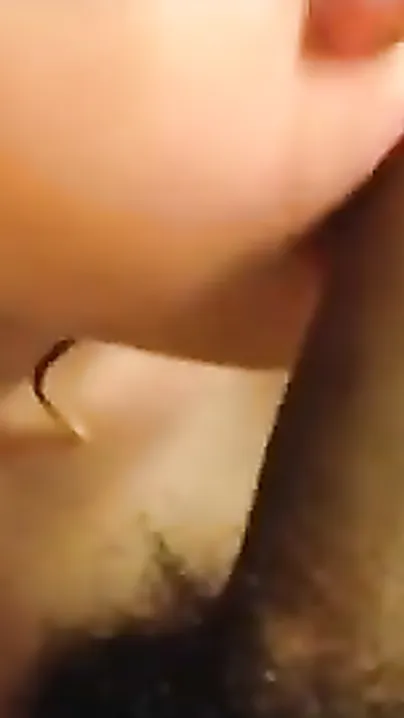 NRI lad getting an Awesome Blowjob from British Girlfriend