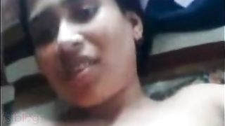 Bangalore Aunty gets drilled in Missionary pose