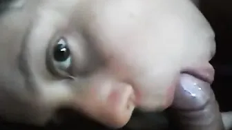 Desi masala sex clip of Indian aunty swallowing cum after oral pleasure