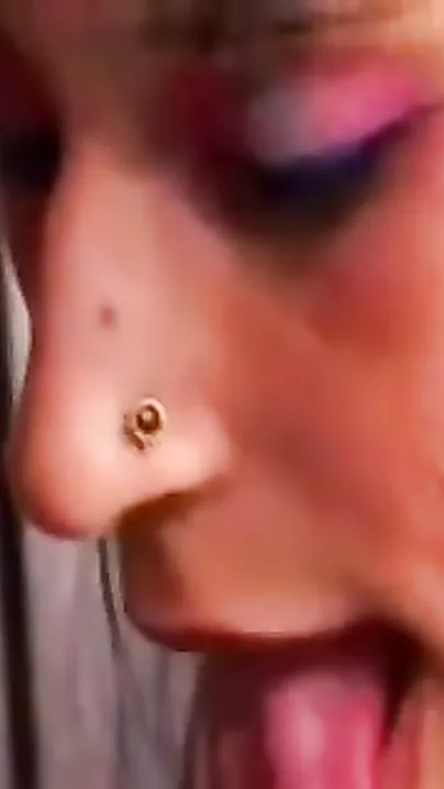Desi Patna bhabhi satisfies her lustful bf