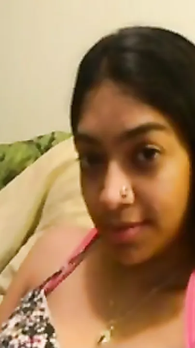 Sexy Indian beauty fingering her cunt