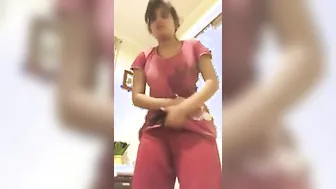 Young curvy beauty exposing hairypussy home sex episode