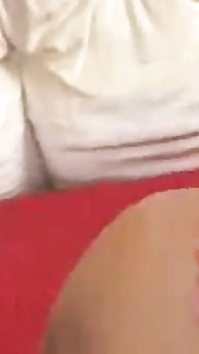 Horny girlfriend takes paramours 10-pounder in all holes