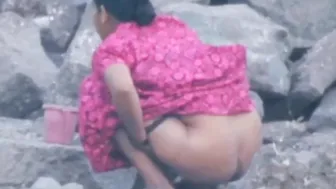 Indian Village Lady Pees Openly