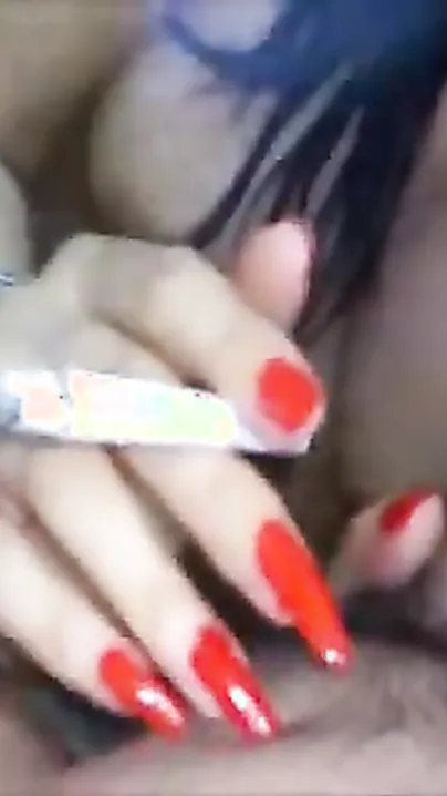 Hawt and Hawt Indian babe giving oral-sex and smokin'