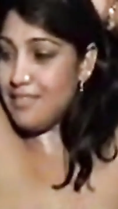 Indian slut gives girlfriend experience to client