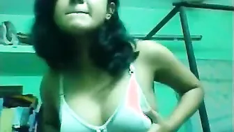 Youthful Non-professional Teen Girlfriend Disrobes Exposed For Lover On Webcam