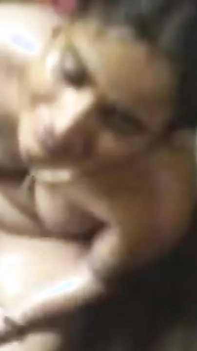 Free porn scandal mms episode of housewife caught by neighbour