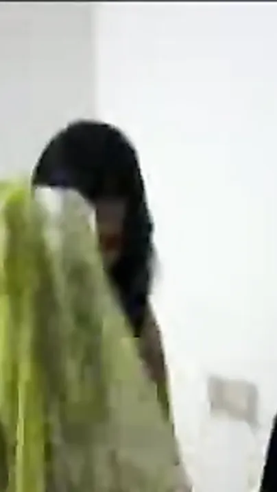 Hawt Kolkata Bhabhi Strip Teases For Her Lover