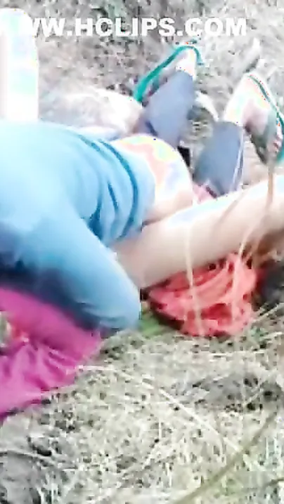 Newly married Bihari couple outdoor sex video
