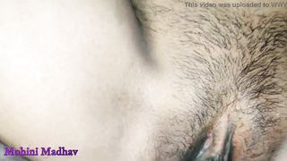 Boy captures the Desi wife's hairy pussy that enjoys XXX drilling