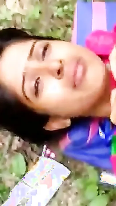 Amateur college girl outdoor suck brother dick MMS scandal