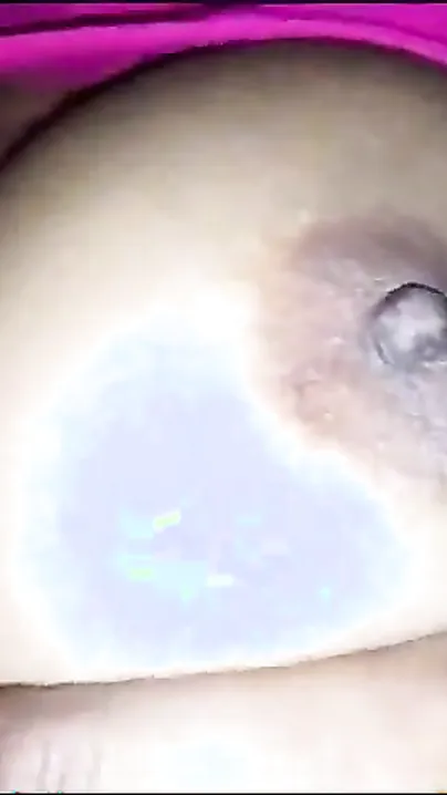 Desi teen likes doing home XXX porn with the guy who fucks her twat